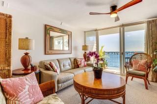 Oceanfront Condo Stunning Sunrise and Ocean Views - Hauula - 9