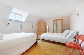 NEW! 4BR in Parkfield Road - Liverpool - 1
