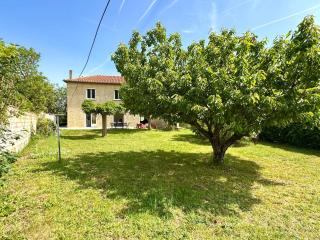 Villa Les Lilas - Spacieuse et lumineuse, jardin - 2