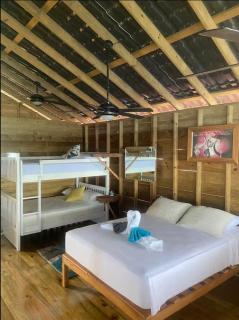 Peaceful Refuge in Quiete Bay - Bocas del Toro - 2