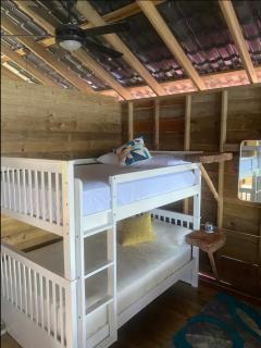 Peaceful Refuge in Quiete Bay - Bocas del Toro - 1