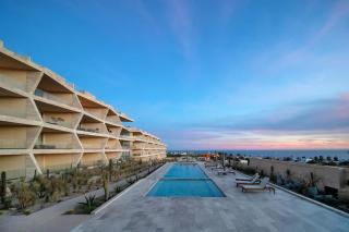 Arch views 2 pools 2 Jacuzzis Gym 3 King Beds - Cabo San Lucas - 0