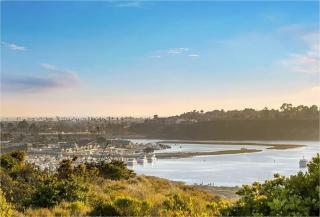 Exquisite Panoramic View Estate - Newport Beach - 0