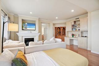 Exquisite Panoramic View Estate - Newport Beach - 4