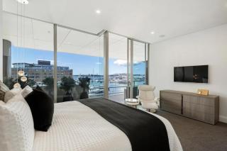 Exclusive Waterfront Penthouse - Auckland - 3