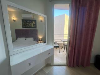 2 Bedrooms Sea & pool view in Princess Resort - Hurghada - 7
