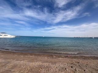 2 Bedrooms Sea & pool view in Princess Resort - Hurghada - 3