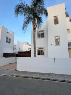 3Bedroom Holiday Home with Private Pool - Paralimni - 9