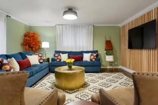 Unforgettable Stay HOT TUB and Fire Pit and 4 Miles to DT Denver - Denver - 8