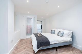 2 Bedroom, 2 Bathroom Apartment, Close to MCR City Centre - Manchester - 9