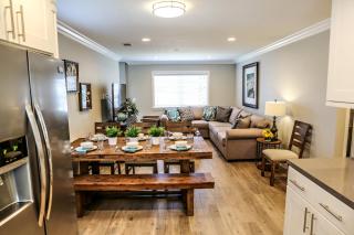 Adorable 3 Bedroom 2 Bath Home - Fullerton - 0