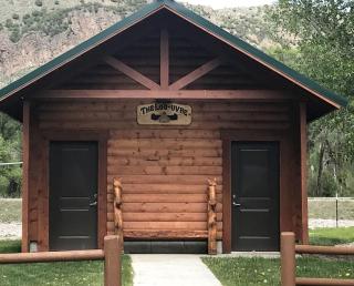 Rustic Yurt Getaway on Beautiful Snake River in Rigby, Idaho - Heise - 4