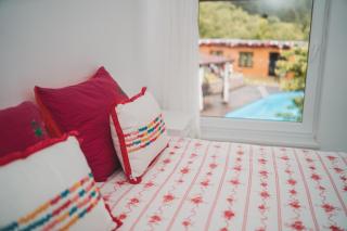 Вила с басейн и джакузи - 1