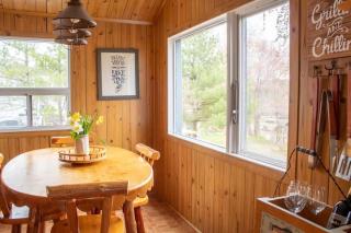 Lakeview Cabin in Georgian Bay - Rockwood #3 - Dillon - 1