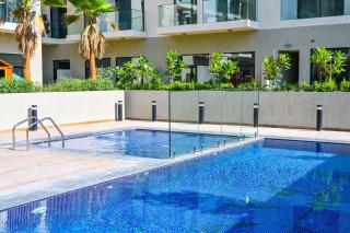 Modern Studio with Balcony and Pool Access - Holiday Boulevard - 9