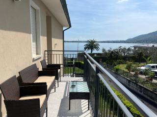 Villa Anna - Lake View Apartments - 3