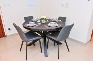BLVD - Spacious 1BR Apartment in DIFC in Iconic Tower - 4