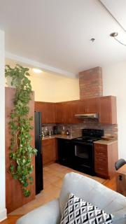 Spacious Condo with a Bright Interior - Montréal - 8