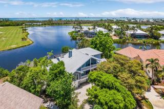 Spacious 4-Bedroom Home with Heated Pool in Sanibel - Sanderling Point - Roelens - 9