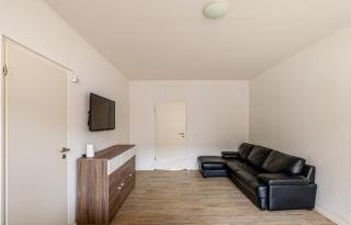 Enjoy your stay with DKN - Mon-Sun - Late night check-in - Multilanguage - Leipzig Grünau - Witamy serdecznie - 9