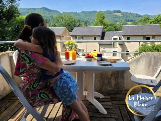 La Maison Bleue, village vacances, piscine, parking - Saint-Geniez-dʼOlt - 9