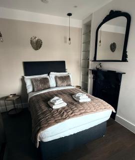 Luxury double bedroom en suite - Londra - 5