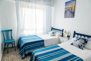 Terrace, pool, Wi-Fi, central and 200 meters from the beach - Santa Pola - 3