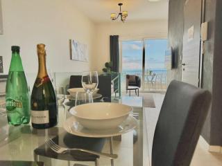 Stunning Seafront Duplex in Best Location - San Ġiljan - 7