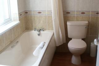 Devoncourt Short Term Rentals - Exmouth - 5