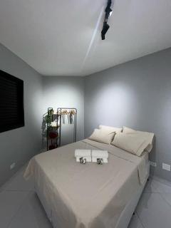 Apto com Ar, Wi-Fi e Localização Excelente - Praia Grande - 0