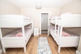 Mayfairk1 - - 8