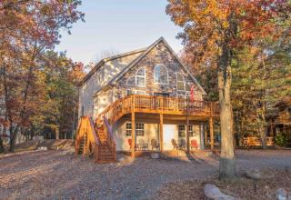Game room, hot tub, minutes to skiing, sleeps 16, - Albrightsville - 8
