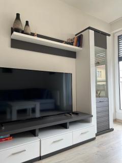 Elegant Escape apartment II - City Centre - Bratislava - 5