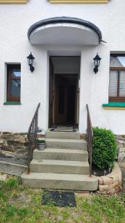 ansimali 1- Gemütliche FeWo mit Küche und Gartenblick in Grünhain-Beierfeld für Tierfreunde und Radliebhaber - 4