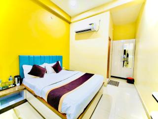 Varanasi Luxury Premium Hotel Medhya ! Grand Near Kashi Vishwanath Temple And Ganga Ghat With #Wi-Fi #Room Service - Fully Air Conditioned Rooms & Prime Location - Best Seller Hotel In Varanasi - 8