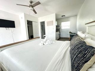 King Studio 10 Min To Beach J09 - Clearwater - 6