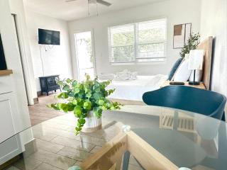 Beautiful Studio 10 Min To Beach J11 - Clearwater - 5