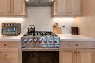 Mayflower Lakeside Retreat - Cranmer - 4