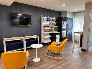 Spark by Hilton Guilford - Guilford - 8
