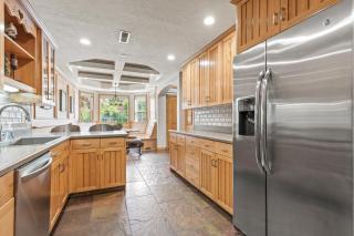 Zermatt Luxury Chalet Sleeps 14! - Midway - 3