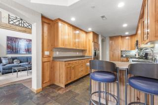 Zermatt Luxury Chalet Sleeps 14! - Midway - 1