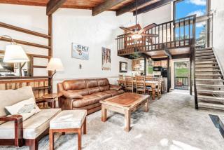 Ski Ranch Loft, Short Easy Walk to Slopes, 2 King Bedrooms And Loft - 1