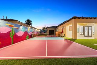 Luxurious Villa Living in Indio w Pool Spa - Indio - 8