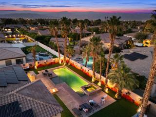 Luxurious Villa Living in Indio w Pool Spa - Indio - 4