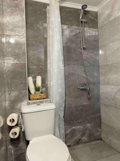 Hampos apartment - Néa Péramos - 1