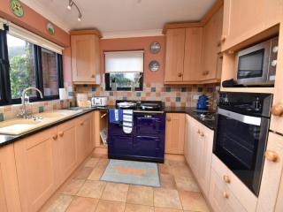 2 Bed in Winfrith Newburgh DC018 - Winfrith Newburgh - 8