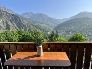 Duplex with panoramic view - 0