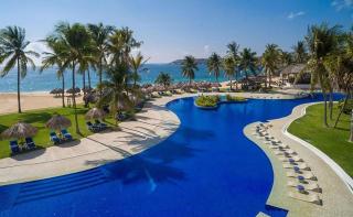 Beautiful Condo in a great Beach Hotel complex - - 3