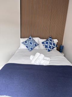 Mulberry House, Dowlais - Dowlais - 1