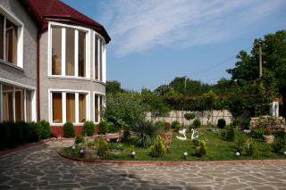 Hotel Ziari - - 8